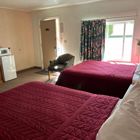 Redwood Arms Motel Paonia ภายนอก รูปภาพ