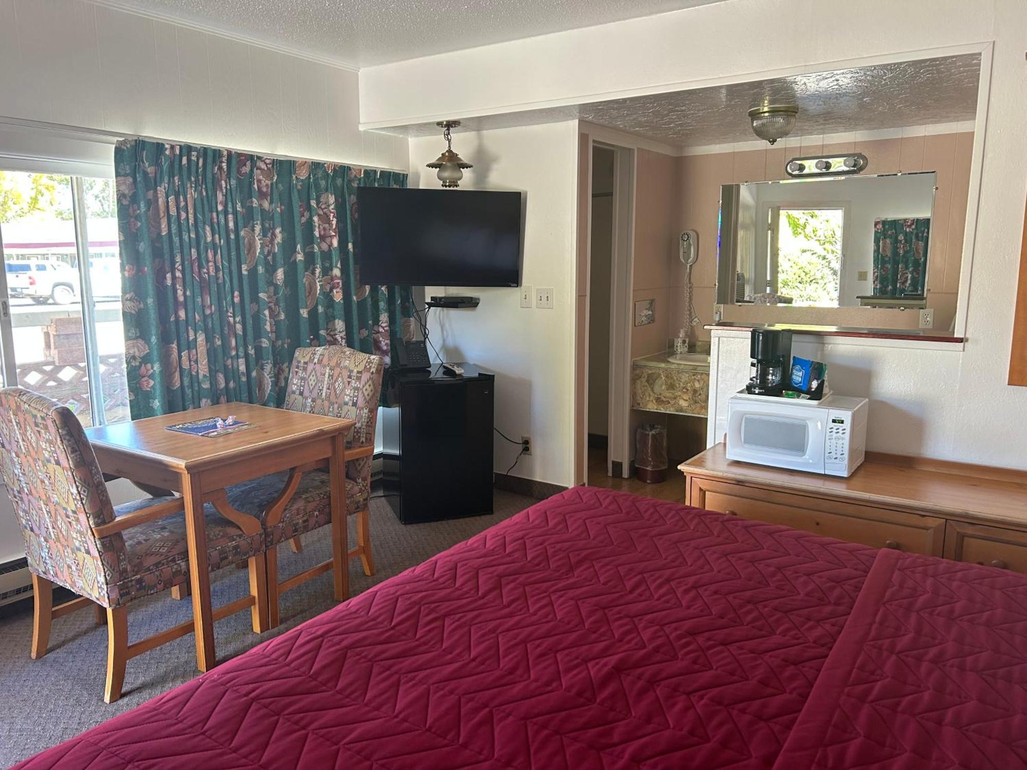 Redwood Arms Motel Paonia ภายนอก รูปภาพ