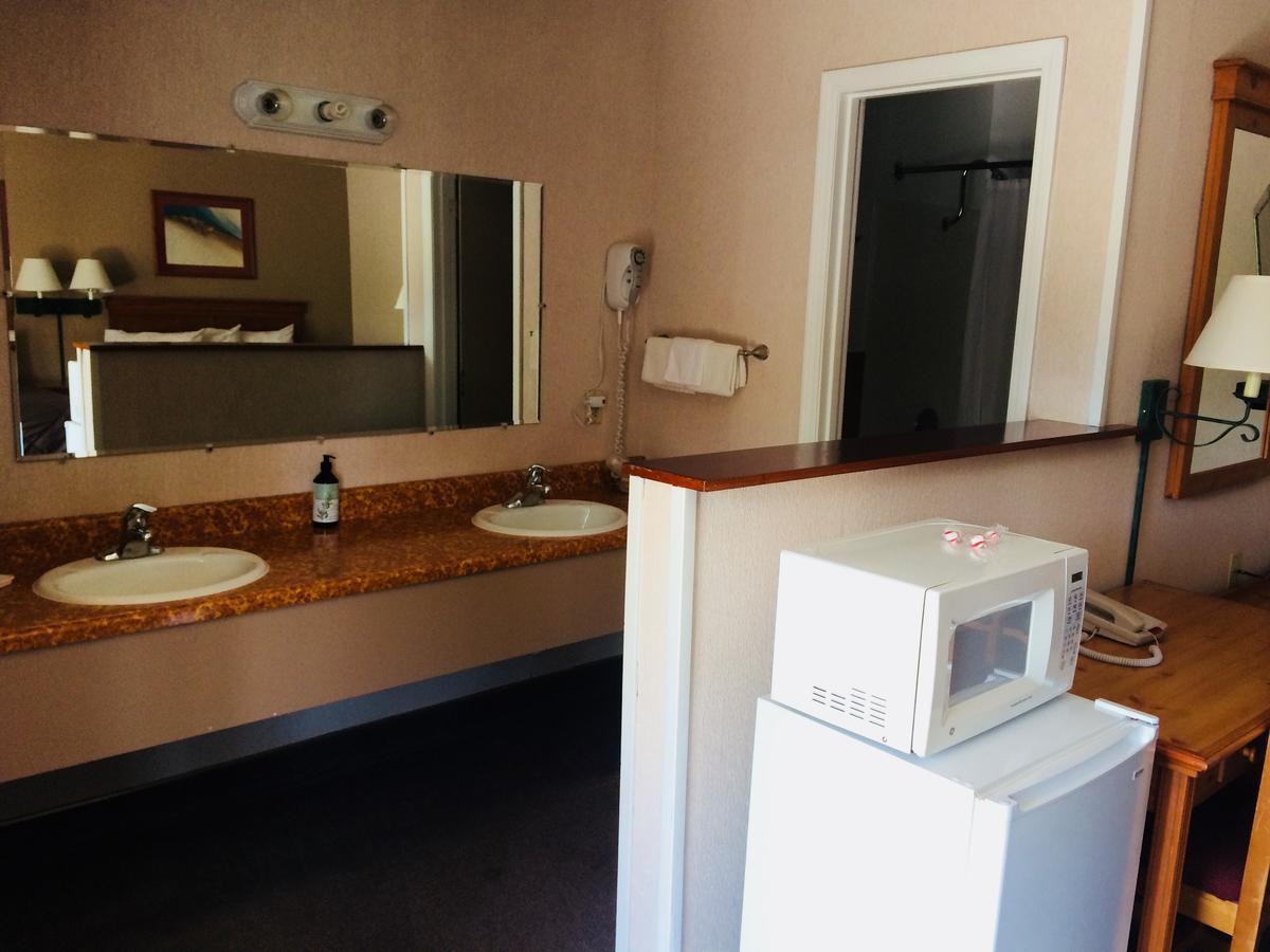Redwood Arms Motel Paonia ภายนอก รูปภาพ